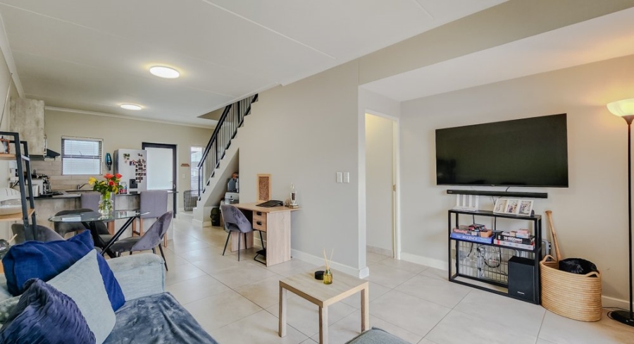 2 Bedroom Property for Sale in Zonnendal Western Cape
